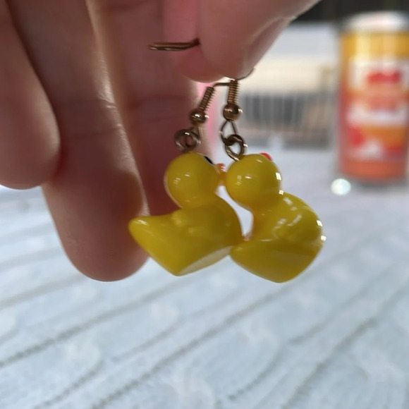 .5 inch plastic WHIMSICAL “rubber duckie” dangle fishhook earrings. Hang 1.5” - Picture 6 of 8